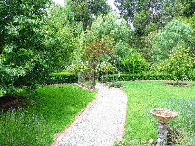 18 Fairview Court, Drysdale VIC 3222