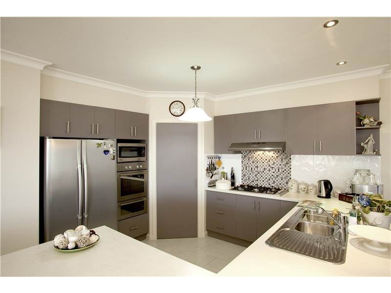 27 Gange Place, Drysdale VIC 3222