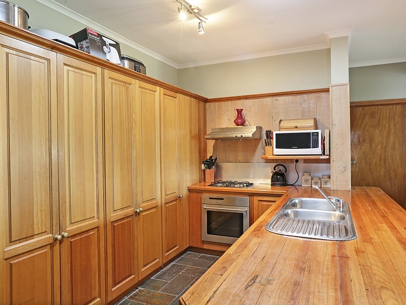 30 Brett Drive, Indented Head VIC 3223