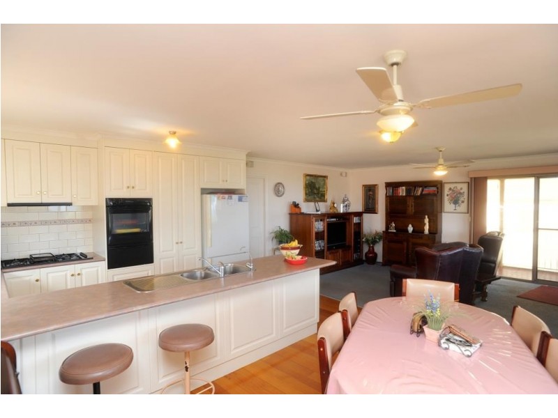 26 Carapooka Avenue, Clifton Springs VIC 3222