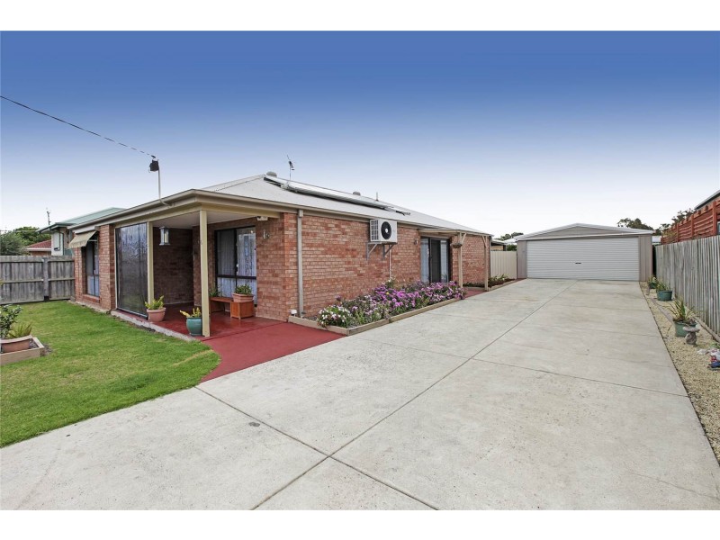 6 Cole Street, St Leonards VIC 3223