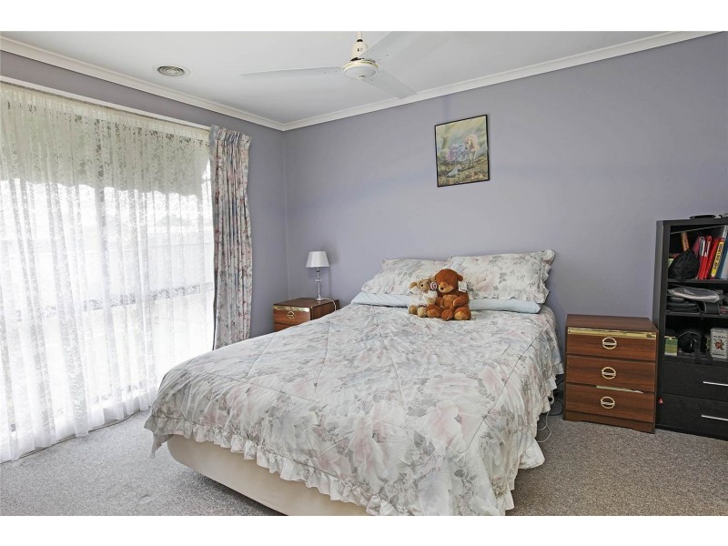 6 Cole Street, St Leonards VIC 3223