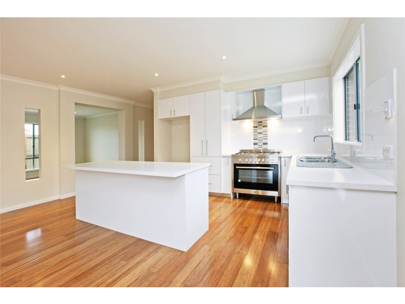 37 Baybrook Avenue, Curlewis VIC 3222