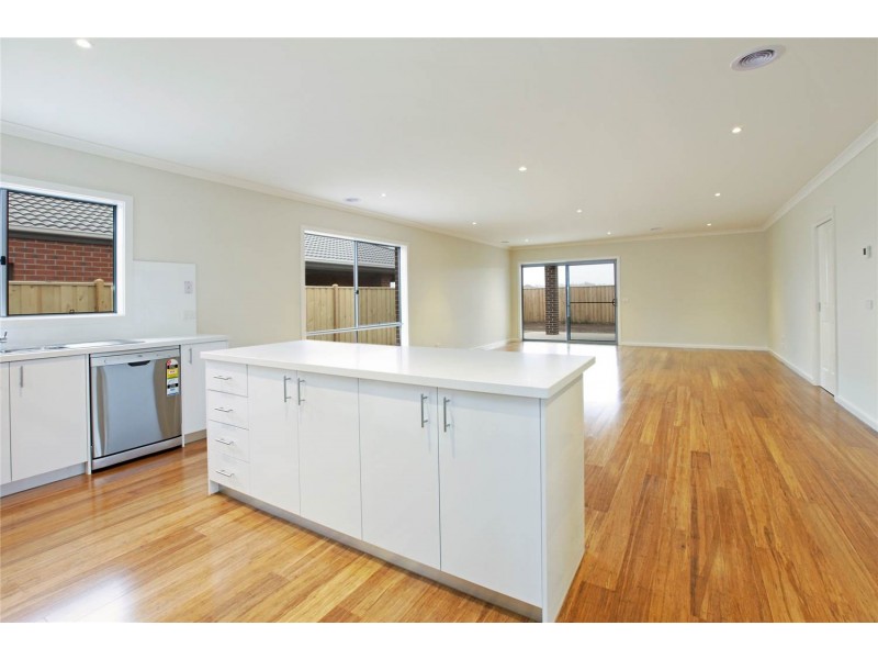 37 Baybrook Avenue, Curlewis VIC 3222