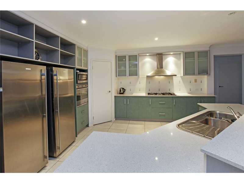 7 Woodleigh Close, Leopold VIC 3224