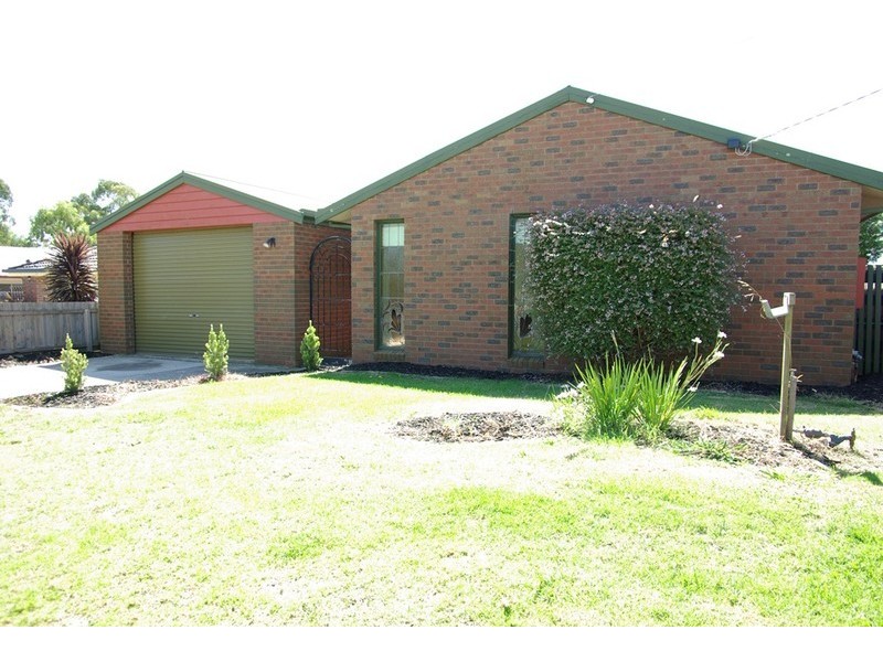 41 Leawarra Way, Clifton Springs VIC 3222