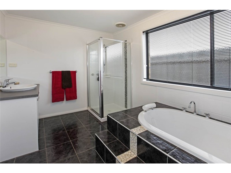 53 Narawi Avenue, Clifton Springs VIC 3222