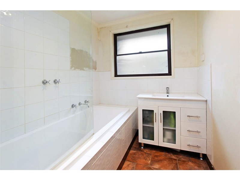 13 Dederang Avenue, Clifton Springs VIC 3222