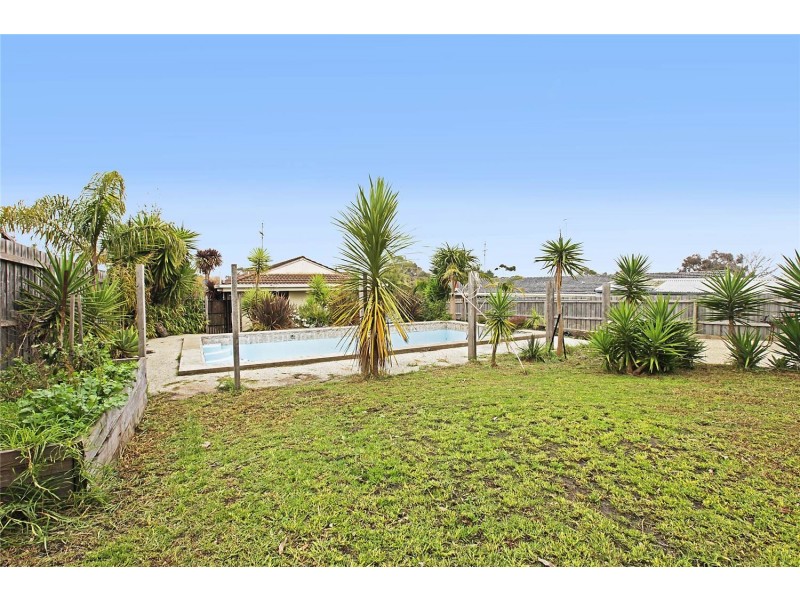 13 Dederang Avenue, Clifton Springs VIC 3222