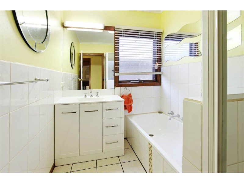 10 Derribong Way, Clifton Springs VIC 3222