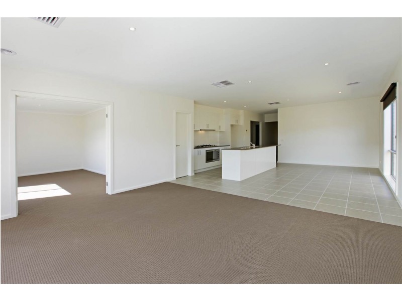 38 Baybrook Avenue, Drysdale VIC 3222