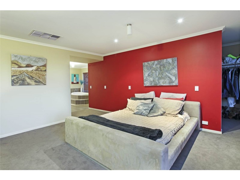 13 Parkway Place, Clifton Springs VIC 3222