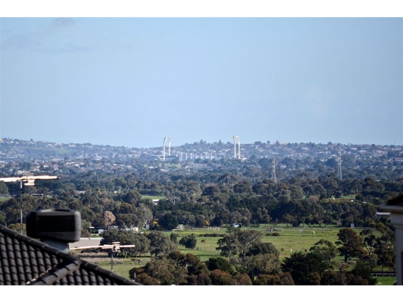 5 Mandlay Close, Leopold VIC 3224