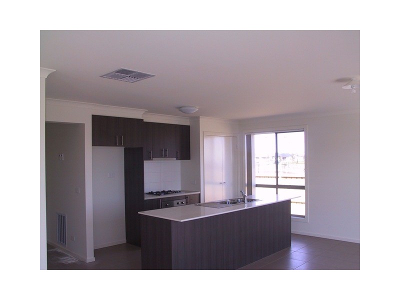 20 Cenntennial Blvd, Drysdale VIC 3222