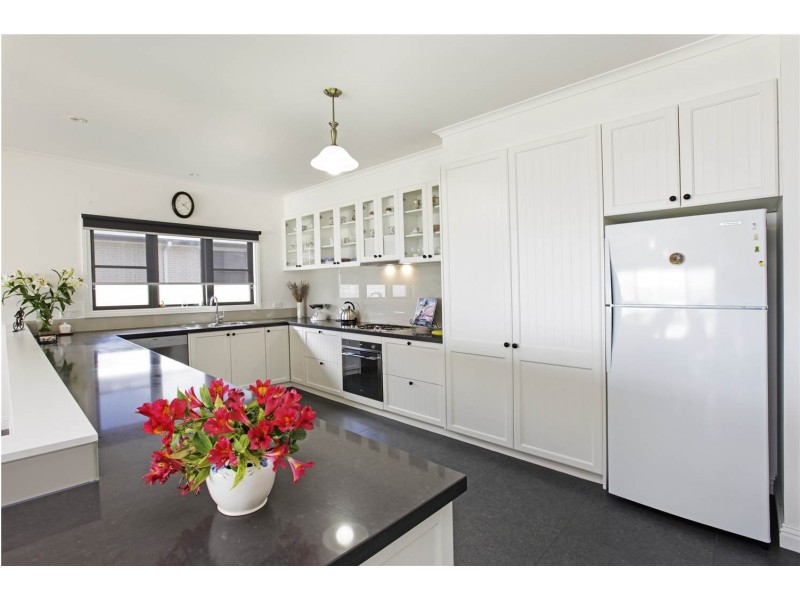 5 Wintersun Court, Clifton Springs VIC 3222