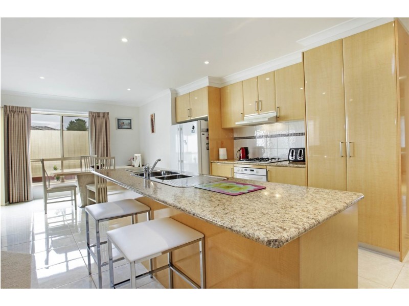 1/11 Fairview Court, Drysdale VIC 3222