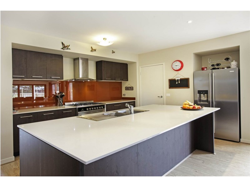 30 Grieve Avenue, Indented Head VIC 3223