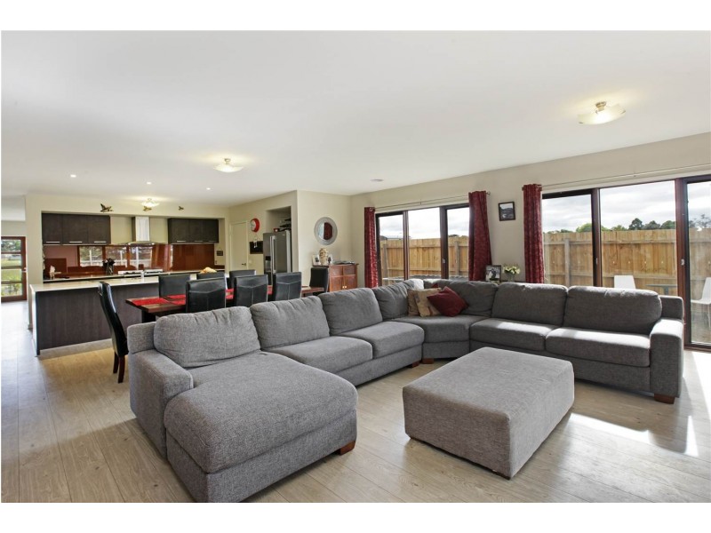 30 Grieve Avenue, Indented Head VIC 3223