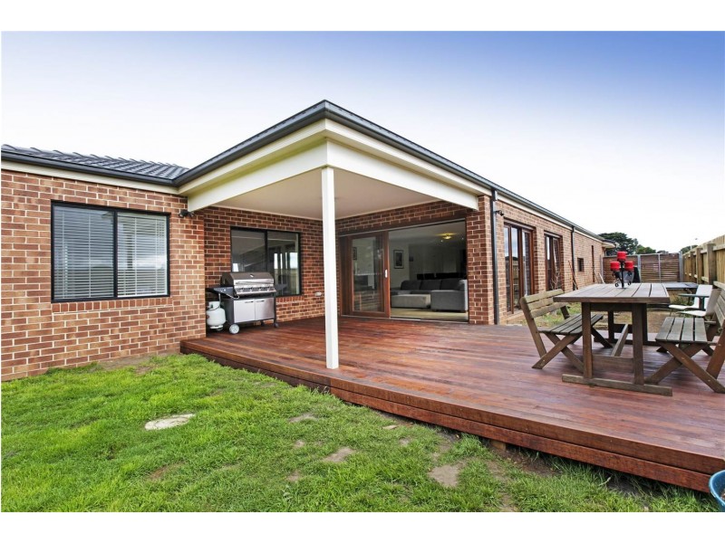 30 Grieve Avenue, Indented Head VIC 3223