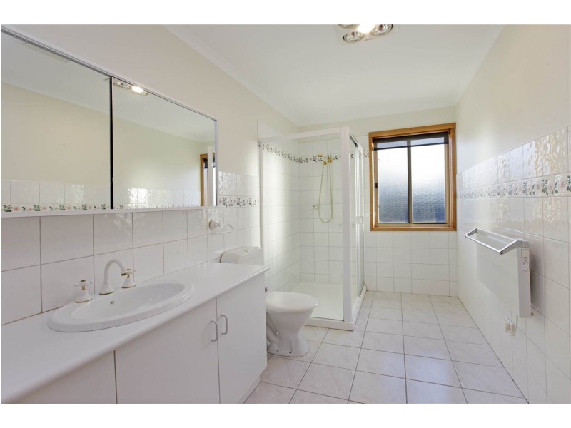 53 The Esplanade, Portarlington VIC 3223