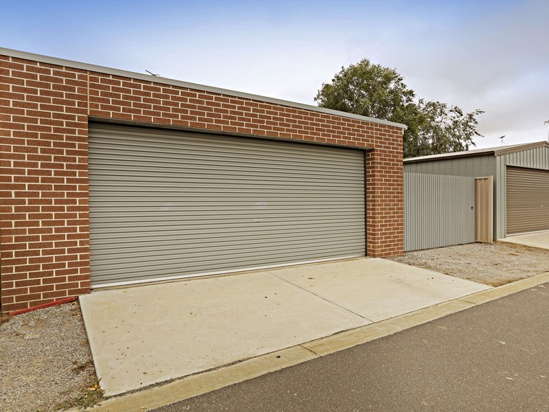 15 Harbour Way, St Leonards VIC 3223