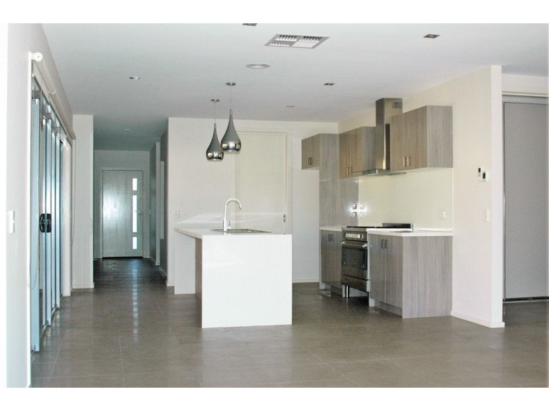 25 Volare Way, Leopold VIC 3224