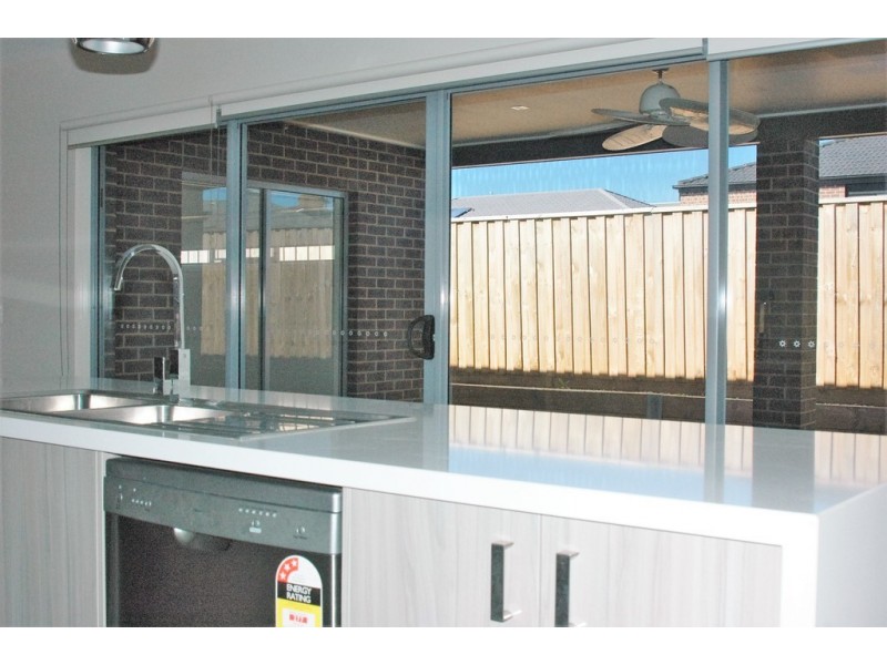 25 Volare Way, Leopold VIC 3224