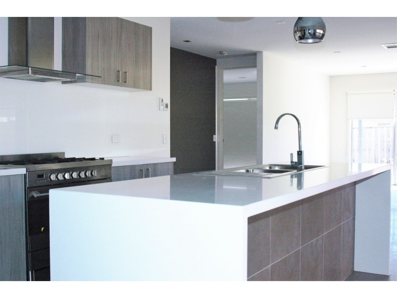 25 Volare Way, Leopold VIC 3224