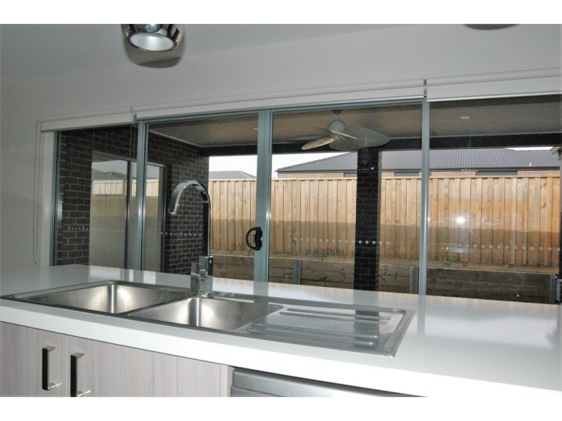 25 Volare Way, Leopold VIC 3224