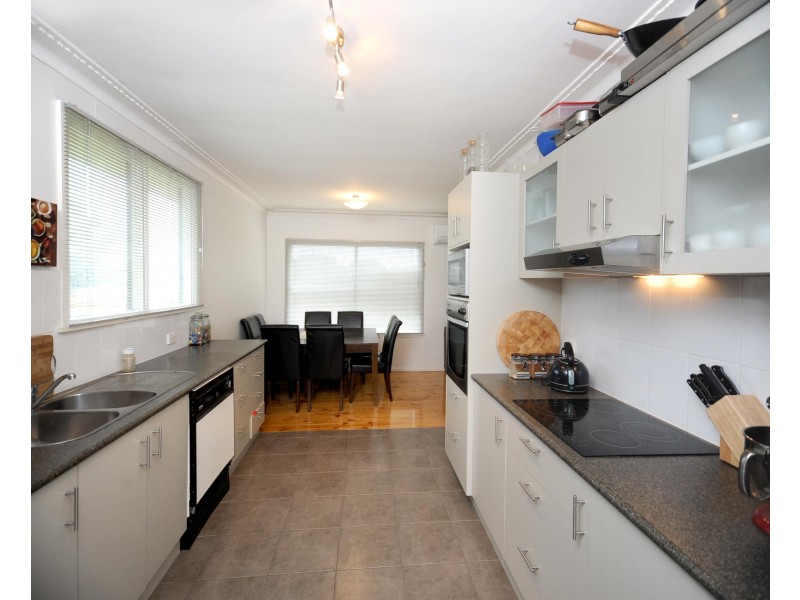 18 Bridge Street, Drysdale VIC 3222