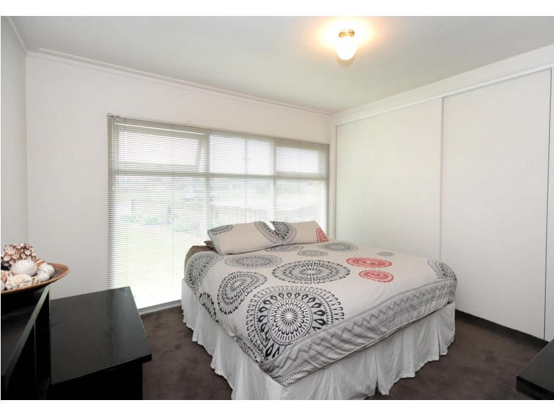 18 Bridge Street, Drysdale VIC 3222