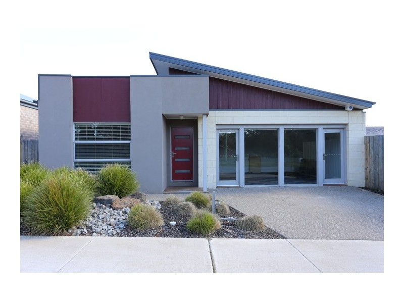 16 Border Collie Close, Drysdale VIC 3222