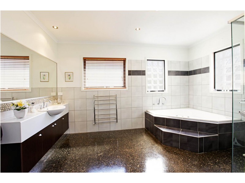 67 Beacon Point Road, Clifton Springs VIC 3222
