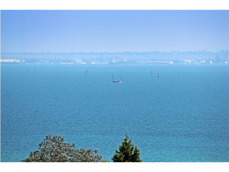 67 Beacon Point Road, Clifton Springs VIC 3222