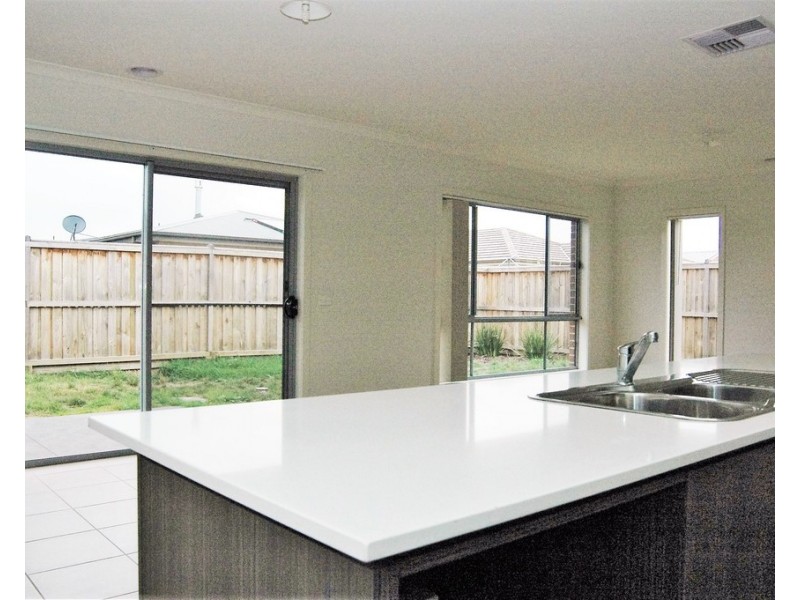 33 Hyde Way, Curlewis VIC 3222