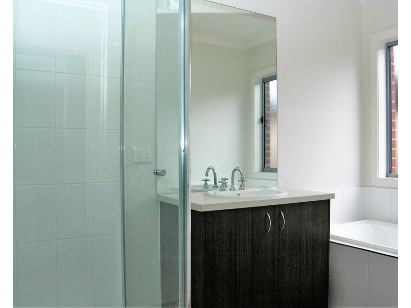 33 Hyde Way, Curlewis VIC 3222