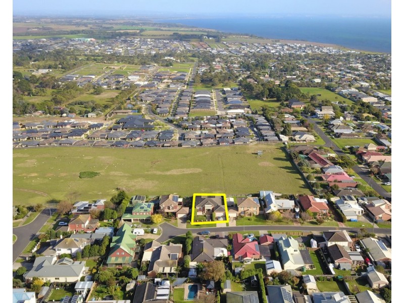 30 Lacoora Avenue, Clifton Springs VIC 3222