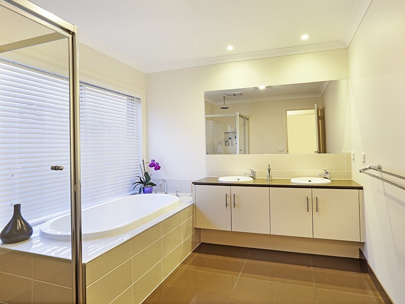 21 Wintersun Court, Drysdale VIC 3222