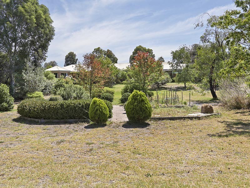 15 Glenrana Drive, Indented Head VIC 3223