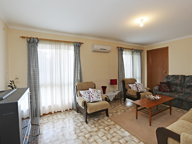 55 Lake View Crescent, St Leonards VIC 3223