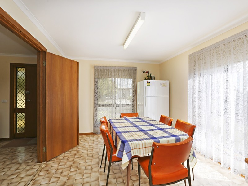 55 Lake View Crescent, St Leonards VIC 3223