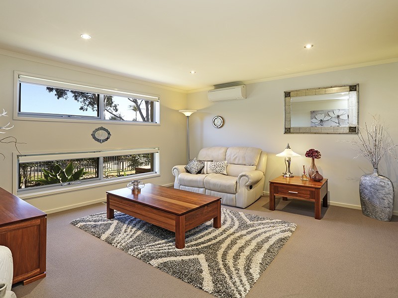 2/23 Wintersun Court, Drysdale VIC 3222