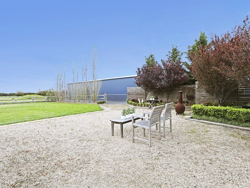 355 Bluff Road, St Leonards VIC 3223