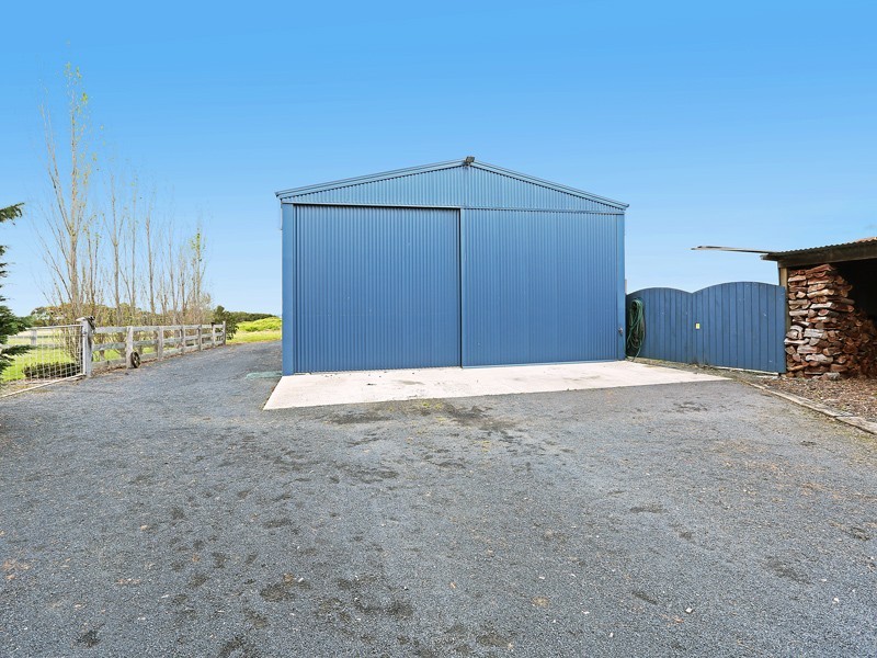 355 Bluff Road, St Leonards VIC 3223