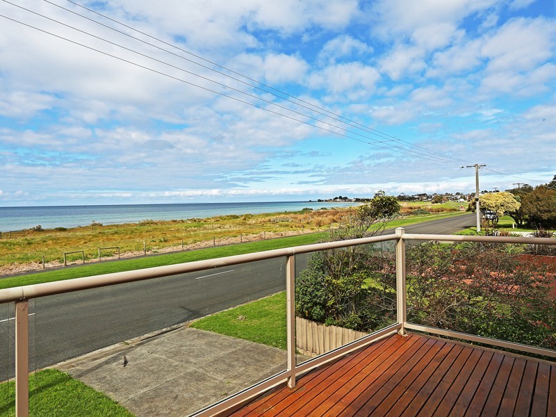 194 The Esplanade, Indented Head VIC 3223
