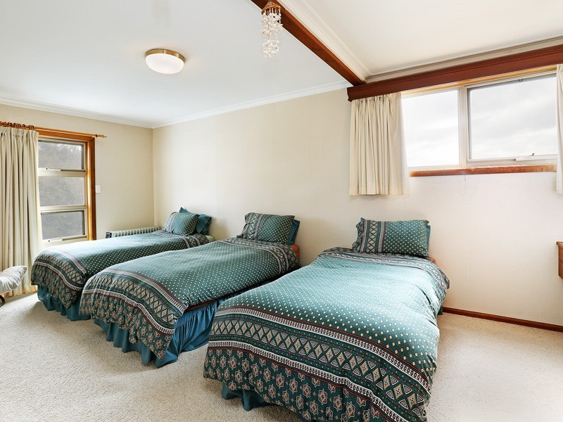 194 The Esplanade, Indented Head VIC 3223