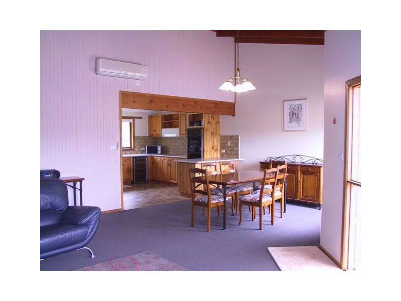 1/16 Wattletree Avenue, St Leonards VIC 3223