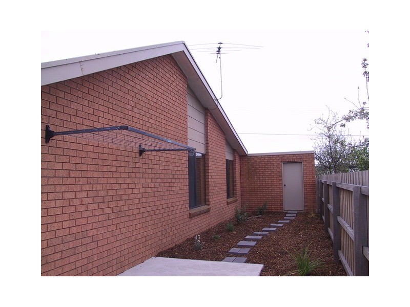 1/16 Wattletree Avenue, St Leonards VIC 3223