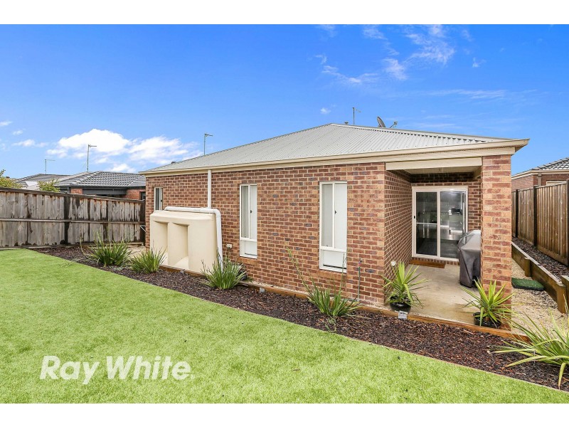 72 Treefern Street, Leopold VIC 3224