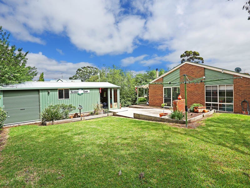 8 Clifton Street, Clifton Springs VIC 3222